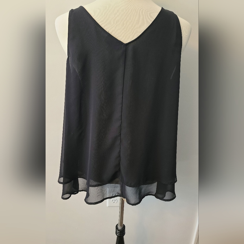 Lane Bryant, Size 18, Sleeveless, Layered, Black Vneck Top